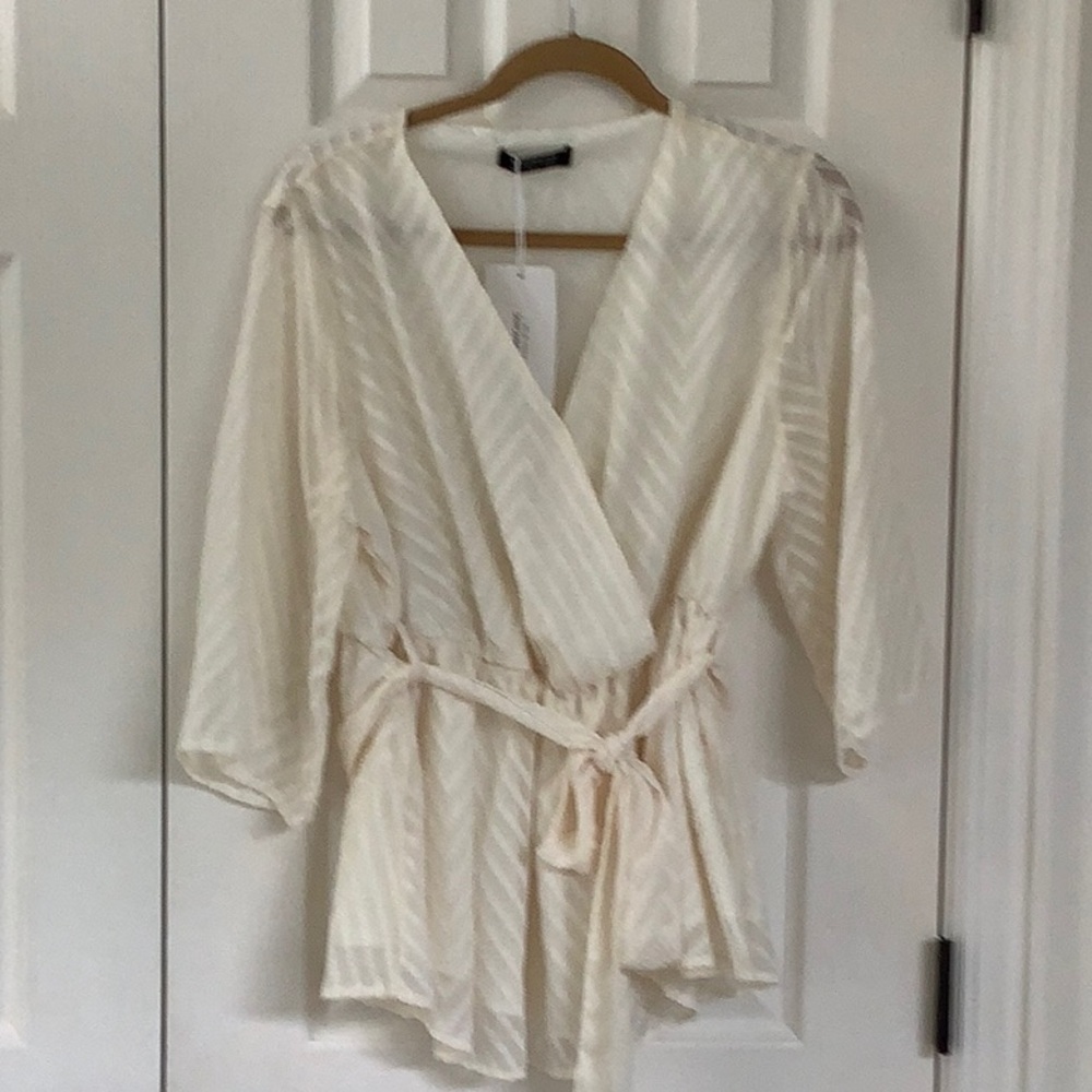 NWT Bloomchic peplum top size 12